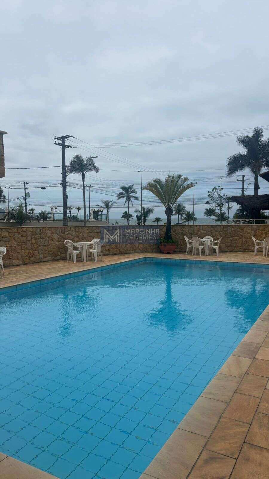 Apartamento à venda a 100m da Praia do Massaguaçú, Caraguatatuba/SP, com 2 dormitórios, 62m² - Marcinha Zacarias