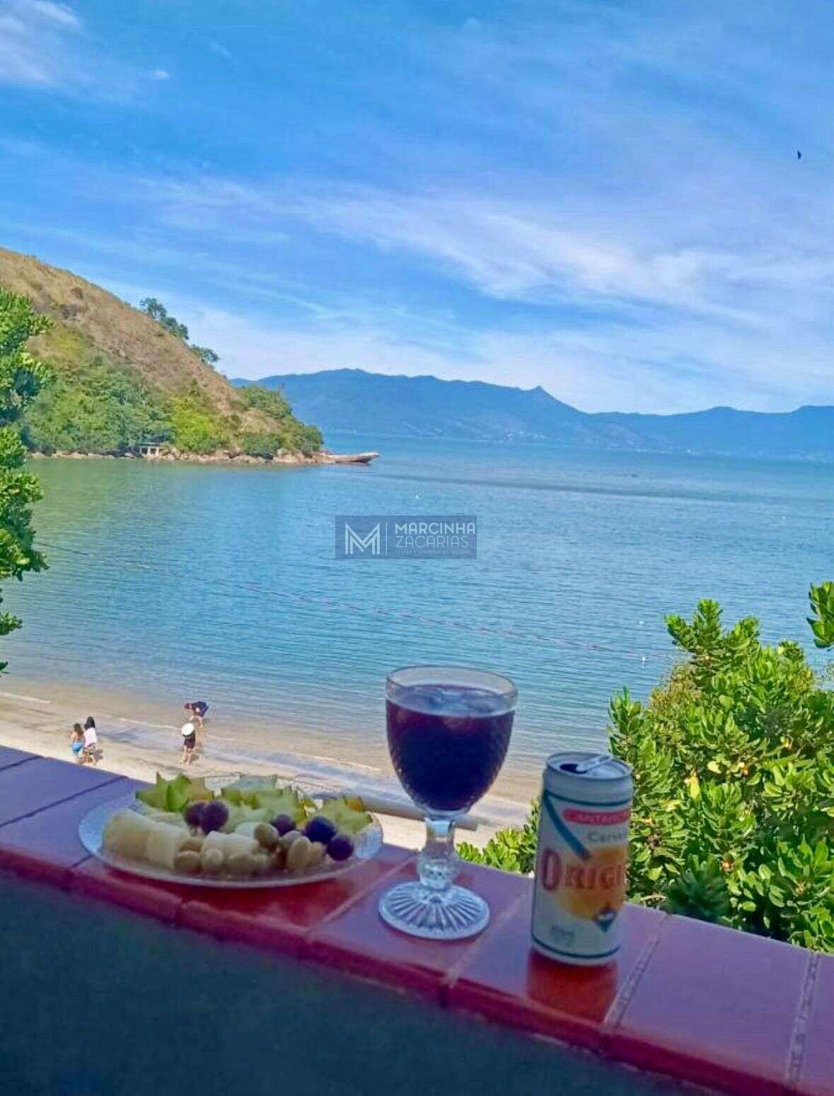 APARTAMENTO A VENDA FRENTE MAR COM PORTEIRA FECHADA, 90M², 2 QUARTOS, PRAINHA, CARAGUATATUBA/SP - Marcinha Zacarias