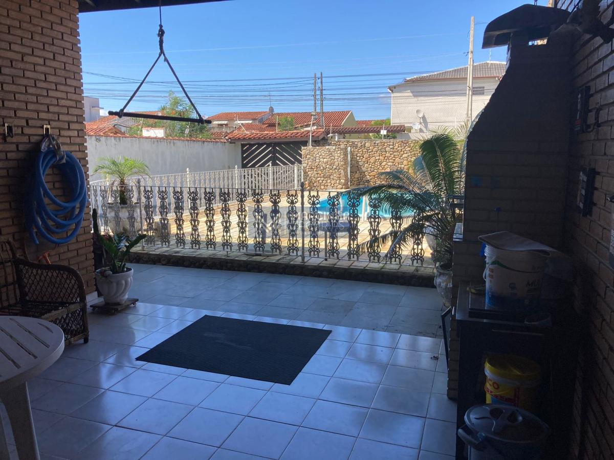 Casa mobiliada para locação no Pontal Santa Marina, Caraguatatuba/SP com 3 dormitórios - Marcinha Zacarias